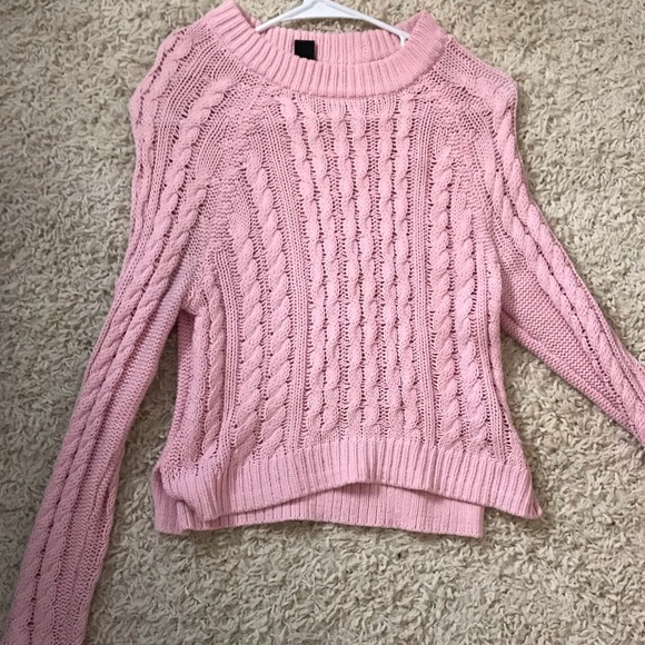 H&M Pink Sweater💗 - Picture 2 of 4